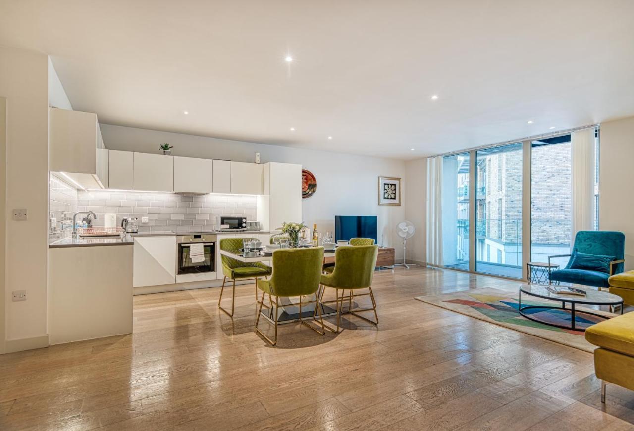 לונדון Austin David Apartments Royal Wharf מראה חיצוני תמונה