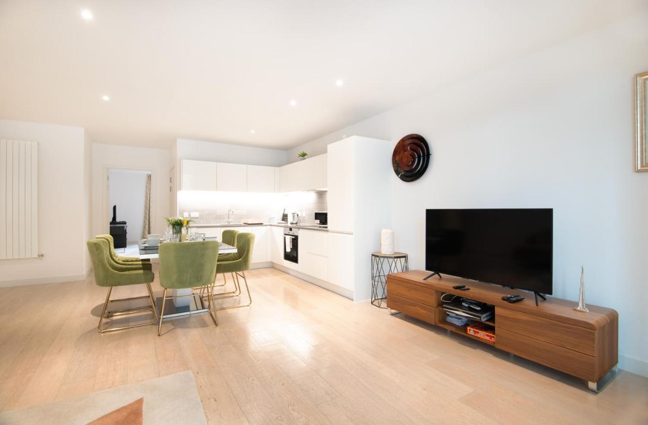 לונדון Austin David Apartments Royal Wharf מראה חיצוני תמונה