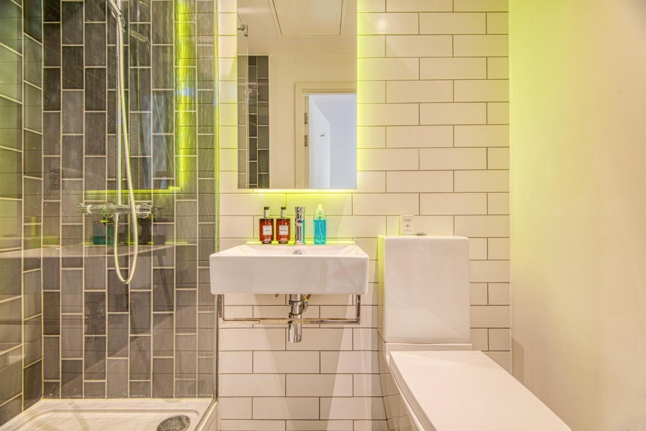 לונדון Austin David Apartments Royal Wharf מראה חיצוני תמונה